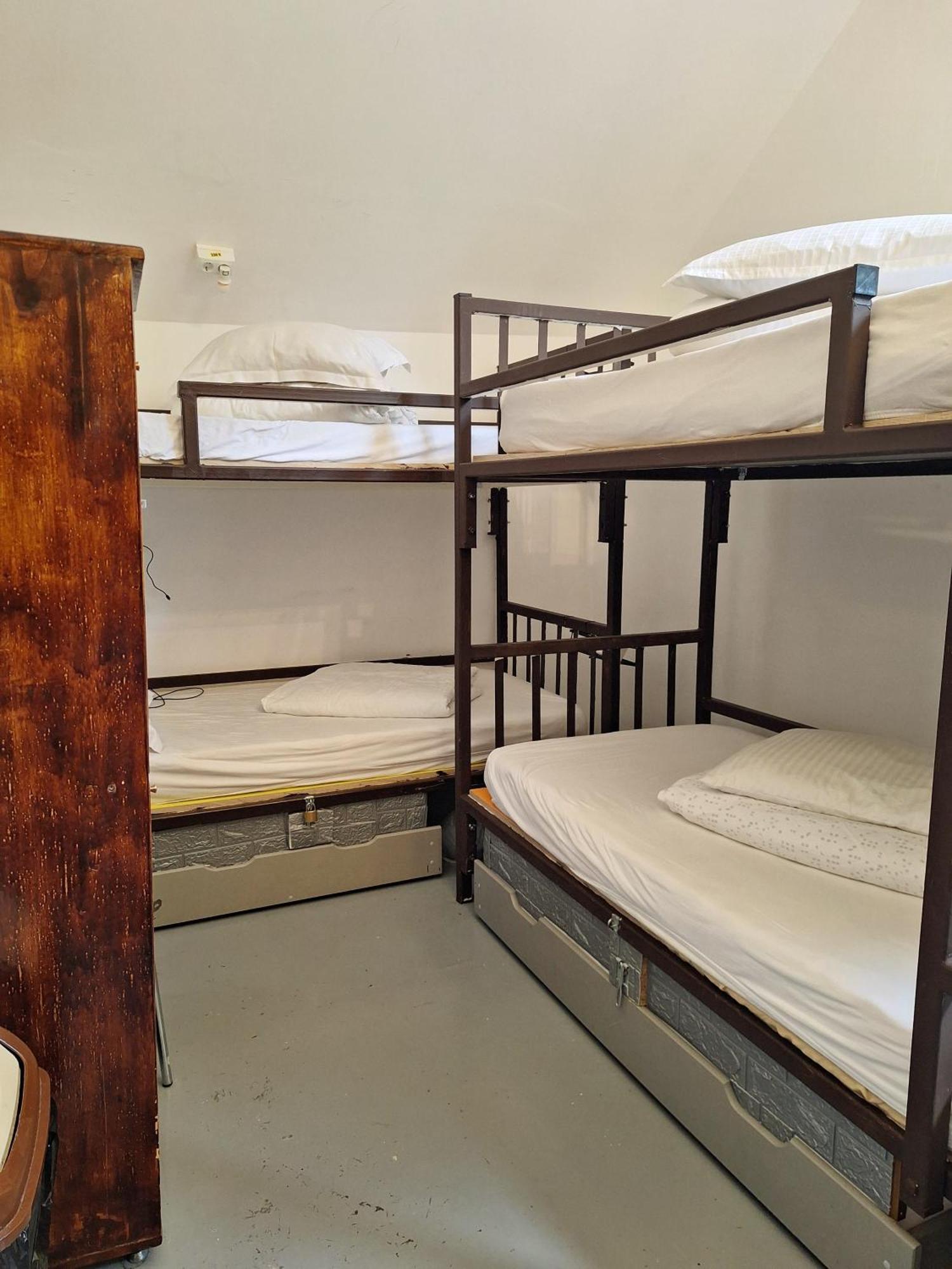 Downtown Hostel บราชอฟ ภายนอก รูปภาพ