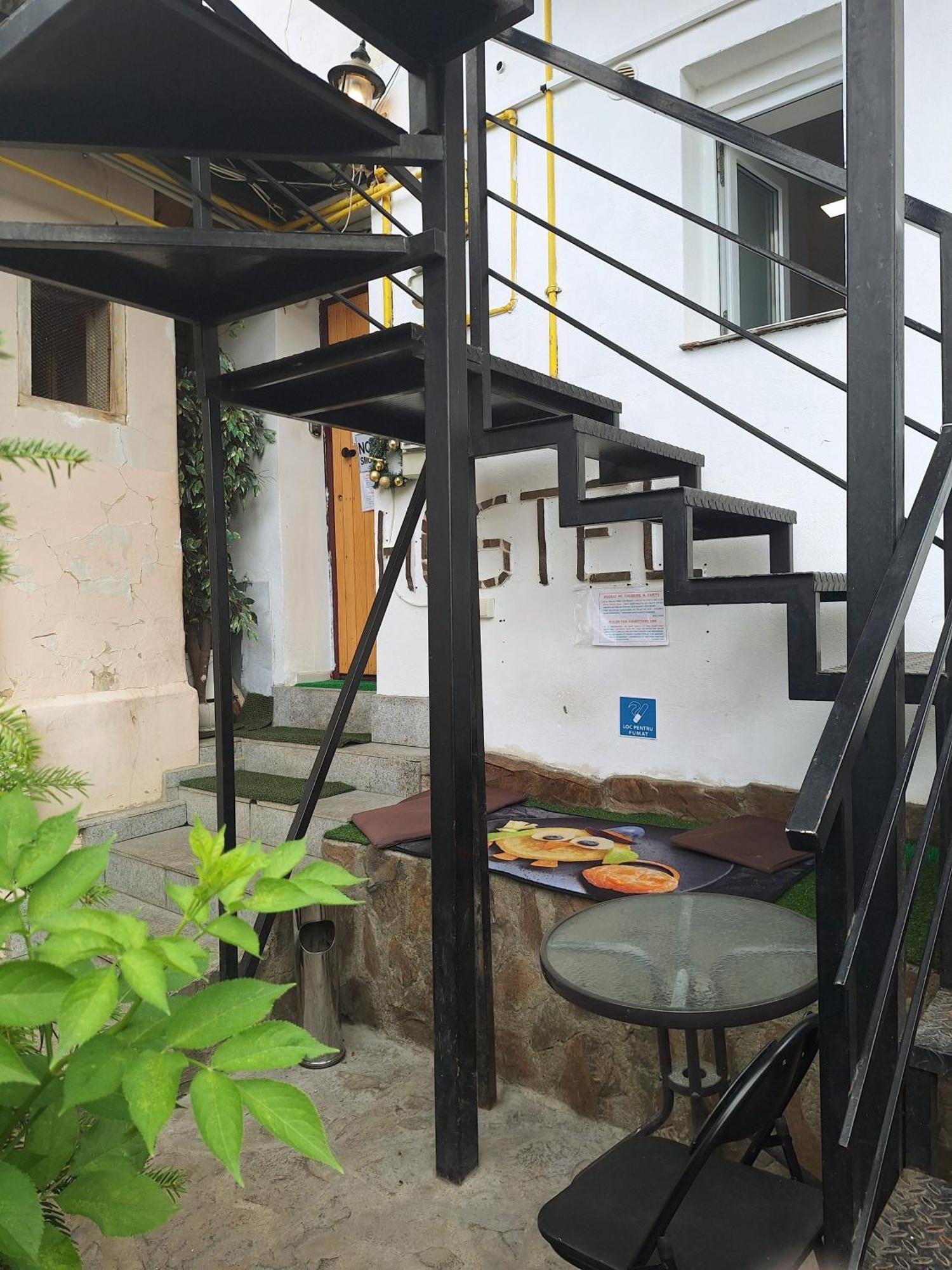 Downtown Hostel บราชอฟ ภายนอก รูปภาพ