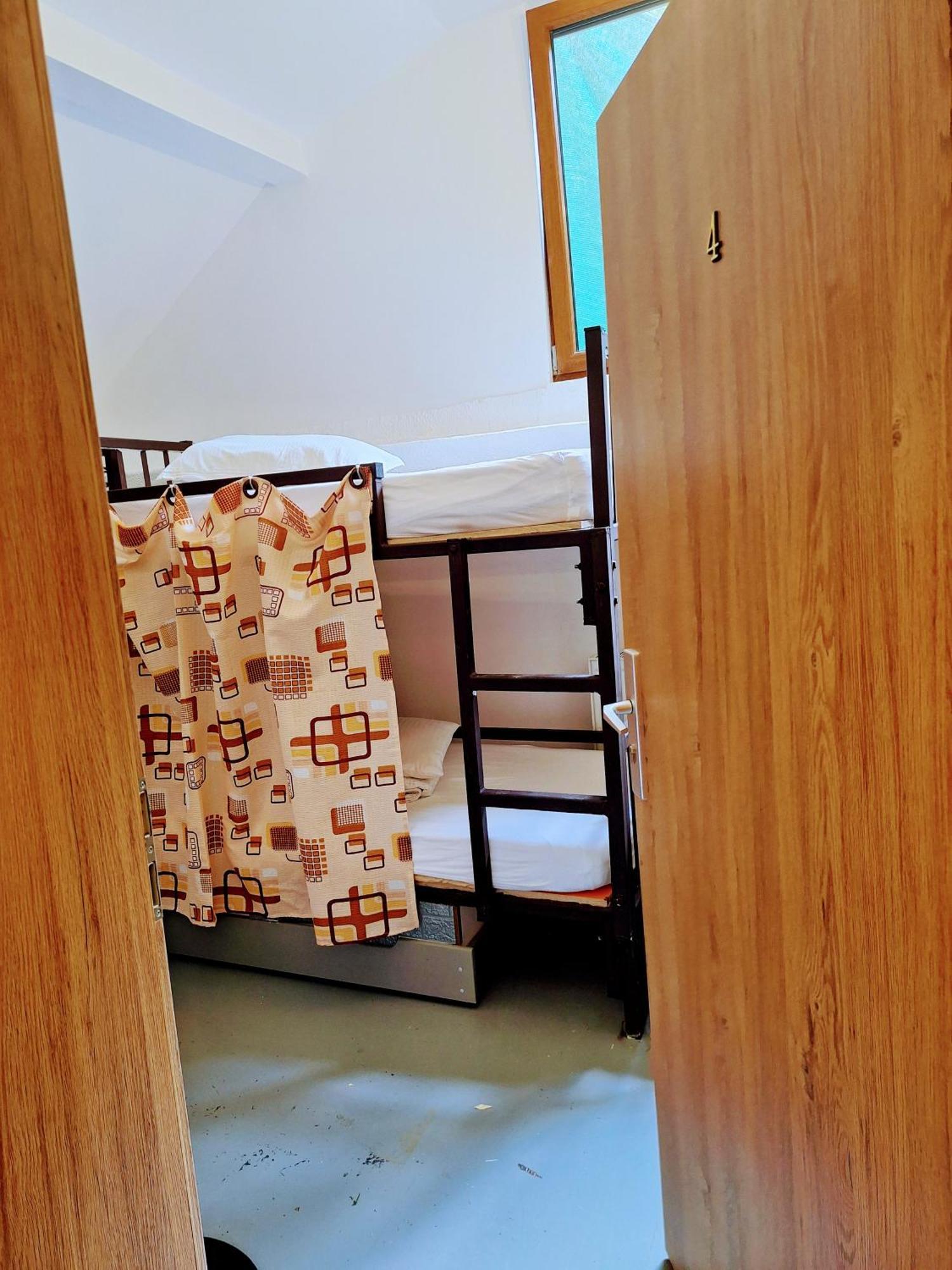 Downtown Hostel บราชอฟ ภายนอก รูปภาพ