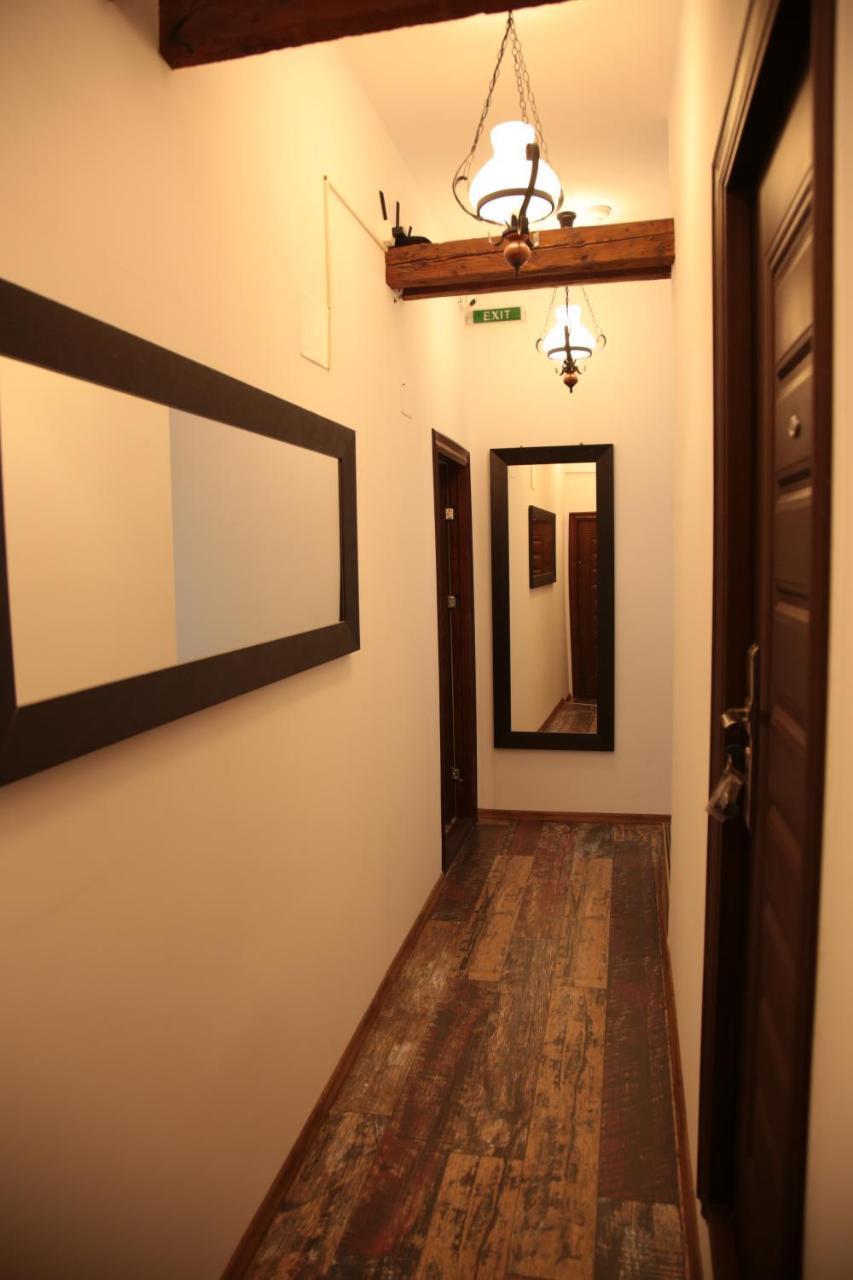 Downtown Hostel บราชอฟ ภายนอก รูปภาพ