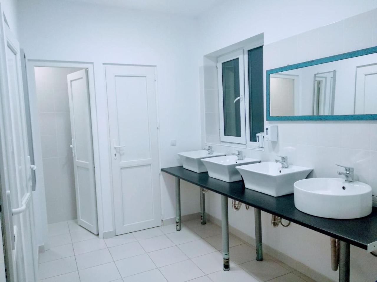 Downtown Hostel บราชอฟ ภายนอก รูปภาพ